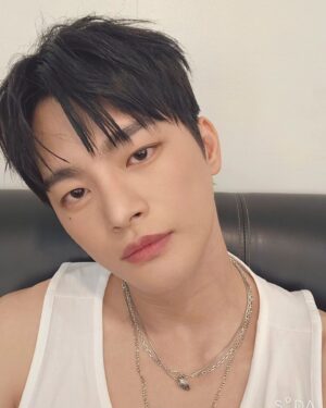 Seo In-guk Instagram - MANILA