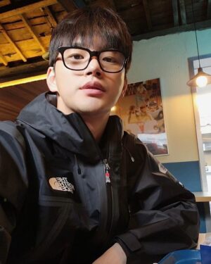 Seo In-guk Instagram - 