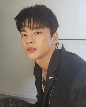 Seo In-guk Instagram - 주은 easy breezy에 참여했어요!! 
👍