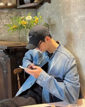 Seo In-guk Instagram - 