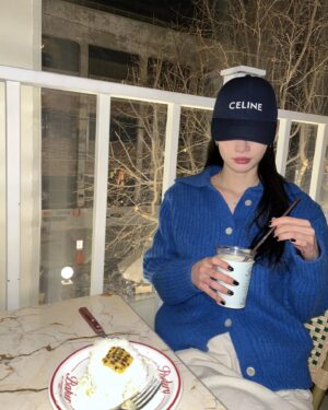 Seola Instagram - 따듯해지려나봄!