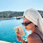 Sera Kutlubey Instagram - Plüton'un Düş'üşü -Hep tutkulu musundur bu kadar hayata? -Hayır. Tutkulu olduğum şeyleri doldururum hayatıma...