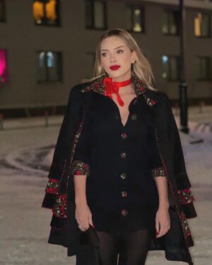 Sera Kutlubey Instagram - 💃💃🥂