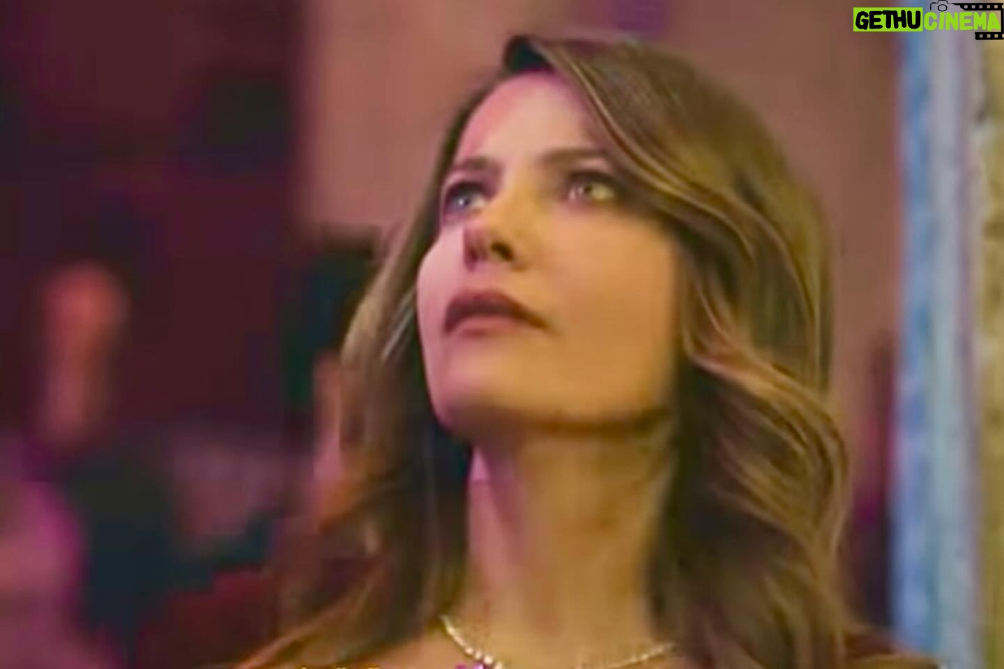 Sera Tokdemir Instagram - Fahrünnisa ❤️ Sürpriz sonlu :) İlk foto 📸 @burcuyetis Son foto @elifbuseguven @saklabeniresmi yeni bölümüyle bu akşam @startv ‘de @ogm.pictures ✨