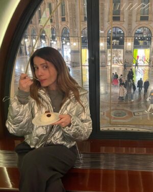 Sera Tokdemir Instagram - Milan dump ✨