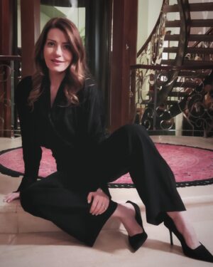 Sera Tokdemir Instagram - Çok net flu :) Fahri gibi 🫠
@saklabeniresmi yeni bölümüyle yarın @startv ‘de ✨
Suna ablacığımın gözünden @sunadizdard 💞