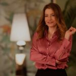 Sera Tokdemir Instagram - Fahri sevenler? 😉 Fahrünnisa’m 🤍 📸 @burcuyetis çok sevdim 🫠 💇🏼‍♀️ @umit_ada hep sevdim 😌 💄 @pekerdilek bu defa da çok sevdim 😂 👗 @birdelininhatiradefteri yine sevdim 😎 @saklabeniresmi bu akşam @startv @ogm.pictures