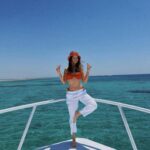Seray Kaya Instagram – Heart of glass çalıyor varsayın🌞✨💛