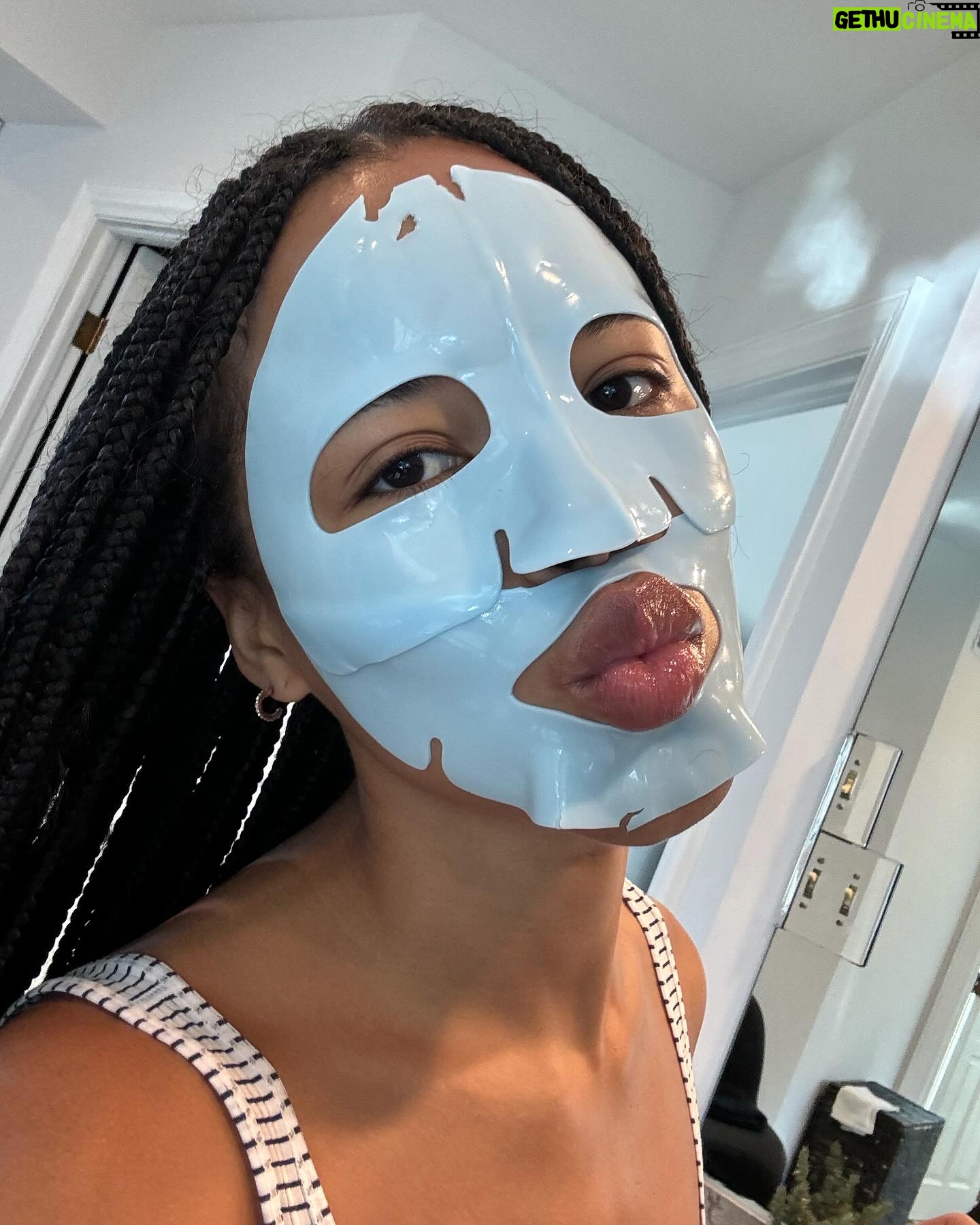 Serayah Instagram - “A decision——A discipline——a desire——a destiny “ What things do you do to reset and release ? 💫
