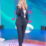 Serena Autieri Instagram - Senza Toto siamo un po’ più... Soli. 🎹 @enzocampagnolireal
