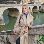 Serena Autieri Instagram – Due passi per #Roma ✨