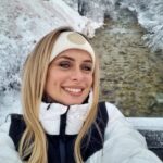 Serena Autieri Instagram - Sto cercando il coraggio per fare il bagno stasera dopo la sauna 🥶