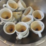 Serenay Aktaş Instagram – Ünlü şampiyon barista arkadaşımdan eğitim aldım da.. 😌
Biraz latte art sıkıntım var, pratikle çözeceğim inş. 🤭
( #reklam değil, #öneri )
