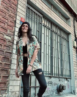 Serenay Aktaş Instagram - İyi mi akşamlar? 😽🌹