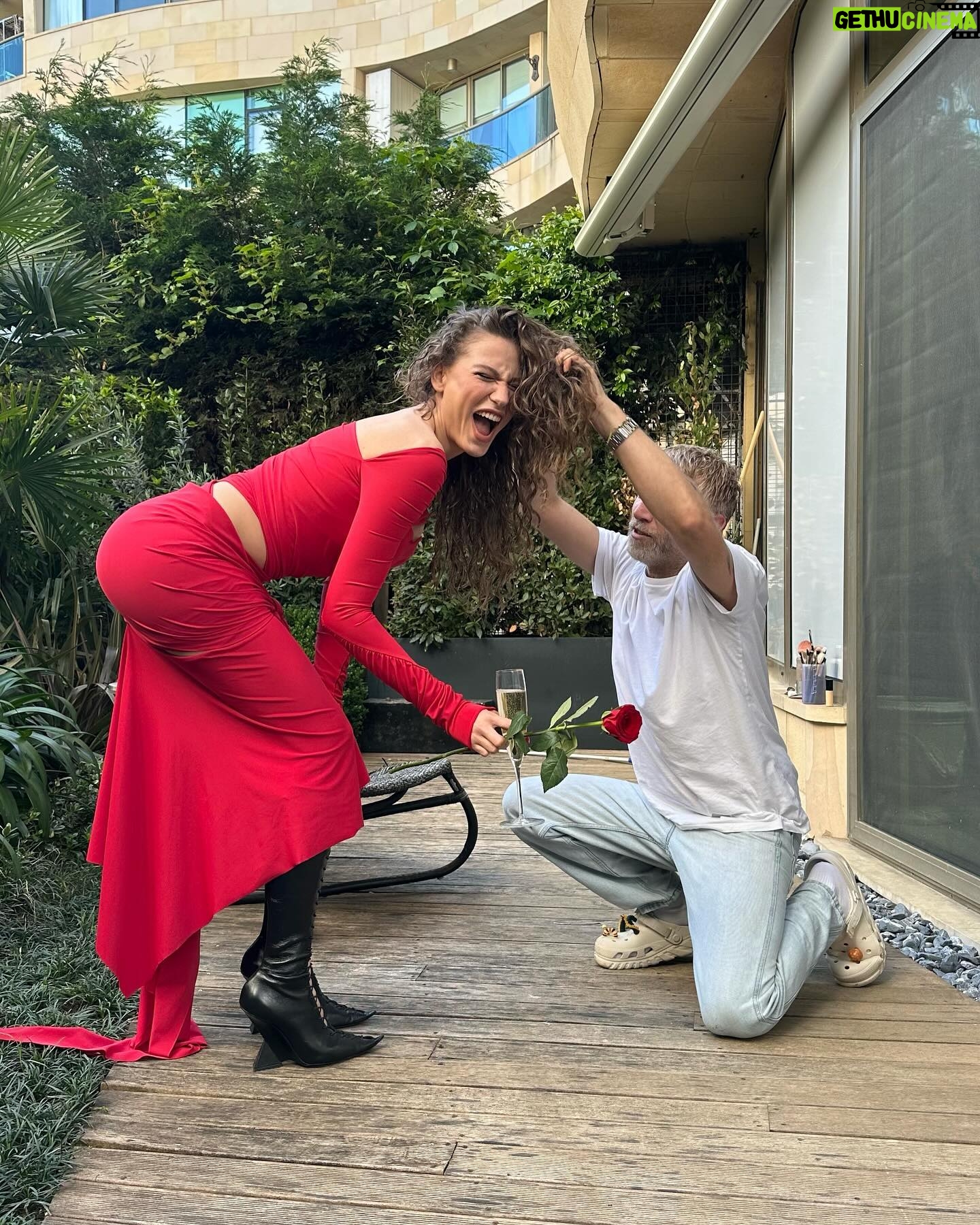 Serenay Sarıkaya Instagram - ♥️KİMLER GELDİ KİMLER GEÇTİ♥️