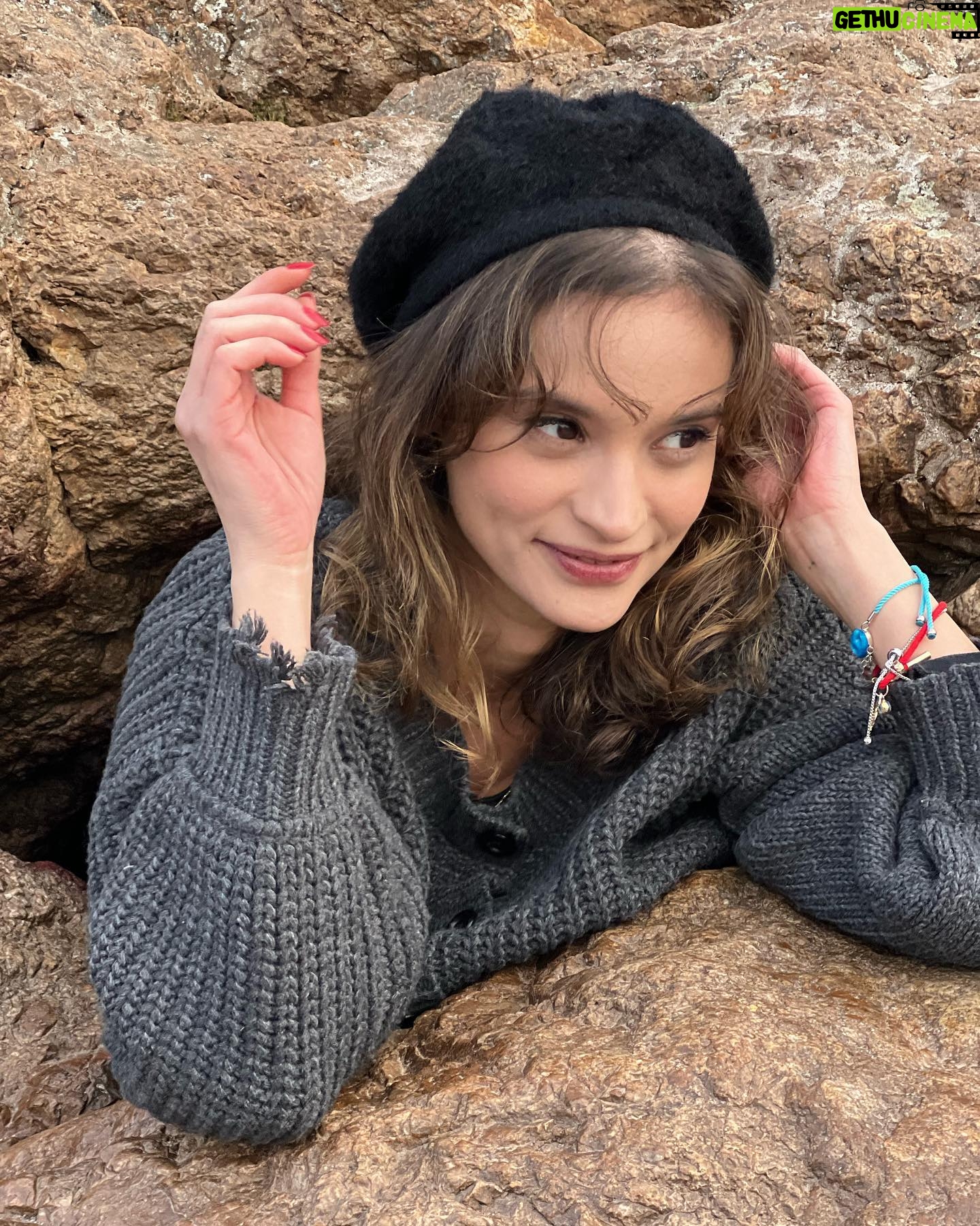 Serra Pirinç Instagram - yeniden doğduk, üç kere geçtim bu arada herkes geçemiyomuş🤭 hiç geçemeyenler varmış yani tşkler