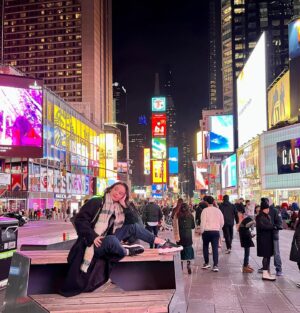 Serra Pirinç Instagram - 2 idiots in NY 🙃