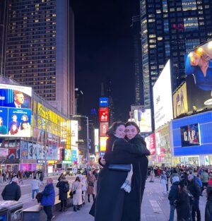 Serra Pirinç Instagram - 2 idiots in NY 🙃