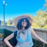 Serra Pirinç Instagram - yaz gelmezse biz ona gideriz 💙🦋