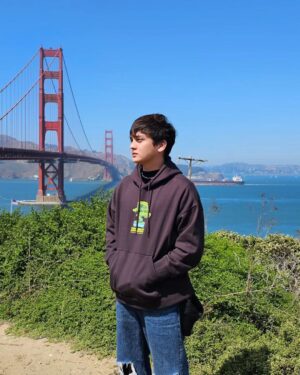 Seth Fedelin Instagram - @francinesdiaz Is this the future and where im gonna be?- San Francisco Street🎸💙