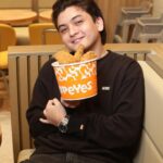 Seth Fedelin Instagram – Popeyes Keyland branch is now open . It’s at Ayala ave. Corner Rufino. Tara lalo na sa mga nag o-office nearby! #popeyes 
@popeyesph