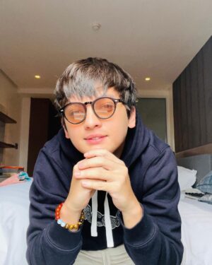 Seth Fedelin Instagram - Im Yours.