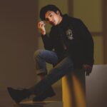 Seth Fedelin Instagram - Maraming salamat sa lahat ng bumati sa mga Kaibigan ko at Kapamilya at syempre sa Panginoon na hindi tayo pinapabayaan🙏❤️😊🤘🏻 📸: @jjmaghirangiii of @velvetstudioph Grooming: @itsreygie Styling: @styledbysam.ph 🧥@jailjeans Special Thanks: @houseofstarsph @velvetmediainc #sethyboy