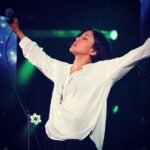 Sevara Nazarkhan Instagram – :
🇷🇺Моя Севара-уставшая, красивая, настоящая, сильная-Я люблю тебя! 
 #АллахВелик #преданностьверность #жизньмоя❤️ 
🇺🇿Mening Sevarim – charchagan, chiroyli, haqiqiy, kuchli – sizni sevaman. 
#AllohuAkbar #sadoqatsodiqlik #hayotim♥️