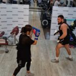 Sevara Nazarkhan Instagram - Активный образ жизни-эт по нашему. Бокс так же занимает особое место среди других видов спорта. Адреналин зашкаливает! Если интересно-что ещё по спорту меня увлекает-кидайте комменты. Красивой нам недели! @aleksey_peregontsev_mutant @proform_fitness #sport #fitnessmotivation #жизнькаконаесть🌿❤️🌿