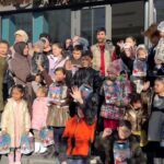 Sevara Nazarkhan Instagram - Часть собранных средств была отдана на подарки детям — крошечные радости, которые превращаются в улыбки на их лицах. Первое мероприятие подарило им тёплые воспоминания,а это главное. Каждый ребёнок на планете-это любовь и ответственность для нас -взрослых. ••••••••••••••••••• Yig’ilgan mablag’ning bir qismi bolalar uchun sovg’alarga ajratildi - kichik quvonchlar, ularning yuzlarida tabassumga aylandi. Birinchi tadbir eng asosiysi ularga iliq xotiralar berdi. Sayyoradagi har bir bola - biz kattalar uchun sevgi va mas’uliyatdir.