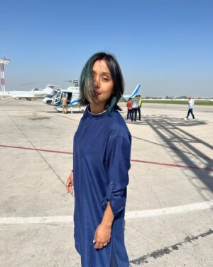 Sevara Nazarkhan Instagram - Моя жизнь -сплошное путешествие! Машаллах за всё.💜#helicopter #uzairways✈️ #жизнькаконаесть💫