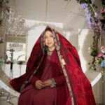 Sevara Nazarkhan Instagram – Келаётган Янги Кунлар хурсандчилик келтирсин!
Пусть Новые Дни принесут радость каждому из нас! #люблю #жизнькаконаесть🌿❤️🌿