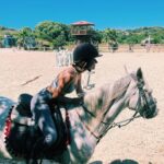 Sevda Erginci Instagram - Therapy 🏇🏿🤎