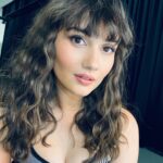 Sevda Erginci Instagram – 👩🏻‍🦱 #tb #saçımhepkıvırcıkolsaaşırımutluolurdum