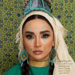 Shabnam Gholikhani Instagram - 🦋 ✨سیمای تو‌معماری ایران✨ شبنم قلی خانی — بناي سلطان امیر احمد بنای سلطان امیر احمد در دوران امپراطوری صفوی در کاشان بنا گشته است. از مشخصه های معماری این بنا می توان به سقف های طاقدار و موزاییک ها و نقاشی های نفیس اشاره نمود. این بنا به شکل یک سالن بزرگ 8 ضلعی است که حوضی 8 ضلعی نیز در میانه ی آن قرار گرفته، فضای میانی با 8 ستون احاطه شده که فضاهای نشستن را از فضای میانی جدا می کنند. فضای داخلی سربینه ، با کاشی های فیروزه ای و طلائی، گچ کاری، آجرکاری و شیشه های رنگی و همچنین نقاشی های هنری تزئین شده است. این پروژه به مناسبت روز معماری ایران اجرا شده است🌟 ✨مجموعه‌ی زیبایی مریم رهنما✨ ایده پرداز و کارگردان : مریم رهنما @maryamrahnama__ مدل هنرمند:شبنم قلی خانی @shabnamgholikhani طراح و چهره پرداز:مریم رهنما @maryamrahnama__ طراح حجاب : زارا میرزایی @zara_wovenhair اکسسوری:نیوشا اصغری @artgallery.niousha عکس:فاطمه رحمانی @falifilm #شبنم_قلیخانی #مریم_رهنما #میکاپ_خاص #میکاپ_ارتیست #پروژه_معماری#بنای_تاریخی#بازیگر_زن #سنتی #هنرمند #طراحی #میکاپ #یونسکو #حمام_سلطان_امیراحمد #میکاپ_فشن #معماری_سنتی #Persian_architecture #Architect #model #architecture #makeupmodel #Ancient_building #actress#shabnamgholikhani