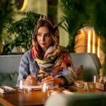 Shabnam Gholikhani Instagram - تا شهامتِ رها کردن چشم‌انداز ساحل را نداشته باشید هرگز نمی‌توانید از اقیانوس عبور کنید #شبنم_قلی_خانی @amirahmadii.official 📸 #shabnamgholikhani #cinema #film #theatre #acting #lifestyle #life