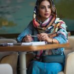 Shabnam Gholikhani Instagram - تا شهامتِ رها کردن چشم‌انداز ساحل را نداشته باشید هرگز نمی‌توانید از اقیانوس عبور کنید #شبنم_قلی_خانی @amirahmadii.official 📸 #shabnamgholikhani #cinema #film #theatre #acting #lifestyle #life