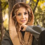 Shabnam Gholikhani Instagram - 🍃 شاید باورتان نشود اما هیچ عنصری قدرتمند از سپاسگزاری و شکرگزاری قبل از دریافت نیست . 🍃 خودتان را عادت دهید به سپاسگزاری از نور خورشید تشکر کنید، از خانواده از خانه ، از غذایی که میخورید. 👌👌 🌸فقط و فقط سپاسگزار باشید .🌸 ✨ خواهید دید آینده تان بزودی غرق نعمت میشود ✨ @pinkblushbeautysalon @asemancollection.co @amirrezarayati1 📸 #shabnamgholikhani