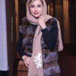 Shabnam Gholikhani Instagram - اکران اولین قسمت سریال جیران به کارگردانی استادم #حسن_فتحی و قلم بی نظیر #احسان_جوانمرد و تهیه کنندگی #اسماعیل_عفیفه خسته نباشید به تمام عوامل این سریال بی نظیر به خصوص بازیگران هنرمندش👌🏼🎞🎬📹 #شبنم_قلی_خانی #سريال #فيلم #shabnamgholikhani #directing #acting #film #series