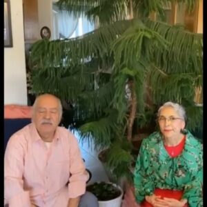 Shaghayegh Farahani Instagram - سلام . از تمام عزیزانی که به هر جهت در ساختن این فیلم همراهمان بودند ، بسیار زیاد  سپاسگزاریم . فدای مهرتون 🌹🙏🏻💫 . آرزومندیم برکات خوب و خوش از جنس نور و عشق و صلح در دل همگان جاری باشد . تولد باشد و تولد باشد و تولد .... 
واهب عزیزم . برای ادیت این فیلم ازت یک جهان متشکرم . هیچ وقت محبتت را فراموش نخواهم کرد .🥰🌹🙏🏻💫😍
@vaaheb