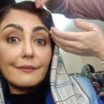 Shaghayegh Farahani Instagram - . شقایق و آذرخش فراهانی بازیگر «مهمانی از کارائیب» شدند/ ویدیوی تست لباس و گریم . به گزارش مشاور رسانه‌ای پروژه، #شقایق_فراهانی همراه با برادرش #آذرخش_فراهانی در فیلم سینمایی #مهمانی_از_کارائیب به کارگردانی #بهزاد_فراهانی، سرمایه گذاری امیرخانی و تهیه‌کنندگی #شهرام_گیل_آبادی به ایفای نقش می‌پردازند. . «مهمانی از کارائیب» اولین تجربه فراهانی در مقام کارگردانی است که قصه‌ای عاشقانه را روایت می‌کند. فراهانی فیلمنامه این اثر را بر اساس رمان «مهمانی از کارائیب – شبی با کاسترو» به قلم خودش نوشته و حمیدرضا قطبی نیز به عنوان مشاور کارگردان او را همراهی کرده است. . تاکنون رضا بابک، شقایق فراهانی و آذرخش فراهانی مقابل دوربین مرتضی پورصمدی رفته‌اند و بازیگران متعدد دیگری نیز در ادامه کار به جمع هنرمندان این اثر عاشقانه اضافه خواهند شد. لوکیشن اصلی این فیلم در فضا و موقعیتی مملو از صمیمیت و مهربانی معماری ایرانی است و احساسی عاشقانه را در فضای دیداری ایجاد می‌کند. . شهرام متولی‌باشی مدیر صدابرداری، محسن صادقی‌نسب سرپرست گروه کارگردانی، مهدی سهرابی دستیار یک کارگردان و برنامه‌ریز، نوید فرح‌مرزی طراح چهره‌پردازی، مرجان گلزار طراح صحنه و لباس، جواد راهزانی مدیر تولید، رویا بابابیگی منشی صحنه، احسان میقانی مدیر تدارکات، حبیب مجیدی عکاس، مهدی گودرزی فیلمبردار پشت صحنه و مریم قربانی نیا مشاور رسانه‌ای این فیلم هستند. در خلاصه داستان «مهمانی از کارائیب» آمده است: «خیاطی کارکشته عاشق بانویی شده که همسرش را اعدام كرده‌اند. خياط به دلیل دلبستگی به رفاقت با دوستش، شجاعت بیان این عاشقانگی را ندارد و بانو نیز به دلیل وفاداری به شوی رفته‌اش دهان می‌بندد و دل را لجام می‌زند. این عشق پنهان داستان ناتمام بسیاری از مردان و زنان شرقى است؛ عشق‌هايى كه سرانجامش را باید در فلسفه شرق جست...». : @mehmani_az_caraib . @shahramgilabadi @behzad_farahani_orginal @babakreza20 @shaghayeghfarahani @azarakhsh1 @javad_ra