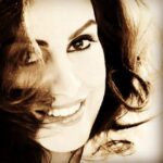Shaghayegh Farahani Instagram - چهره ای از چهره ی ما باز رفت / ماه ترین چهره ی ما باز رفت . اینکه مجالی ندهد از دمی / باز چه گویم که این ماه رفت .
