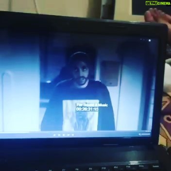 Shaghayegh Farahani Instagram - ای همه جان و تن من ، تولدت مبارک 🙏 . یک سکانس از، سه فیلم اکران نشده از سام عزیزم . این پست یک سکانس از فیلم سینمایی " ۵۲ هرتز " به کارگردانی وتهیه کنندگی آقای امیر غفارمنش عزیز می باشد . به امید اکران فیلم " ناکوک " به کارگردانی آقای پورکیان ، فیلم " آذر ساعت هفت " به کارگردانی مسعود فرجام و فیلم ۵۲ هرتز ، که در هر سه بسیار درخشانی 🙏🌟💫