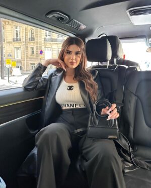 Shahad Al Khattab Instagram - In French you don't say, “I miss you.” You say “tu me manques,” which means, “you are missing from me.” 
& I love that ❤️