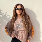 Shahad Al Khattab Instagram – In my effortlessly chic & comfortable era ✨

Here are my favorite street-style staples from @adapa.official new collection 😍

شنو رايكم بالستريت ستايل؟ 😍كلش حبيت هالقطع من كولكشن @adapa.official الجديد 🔥

#adapa #adapastreetwear #streetwearfashion