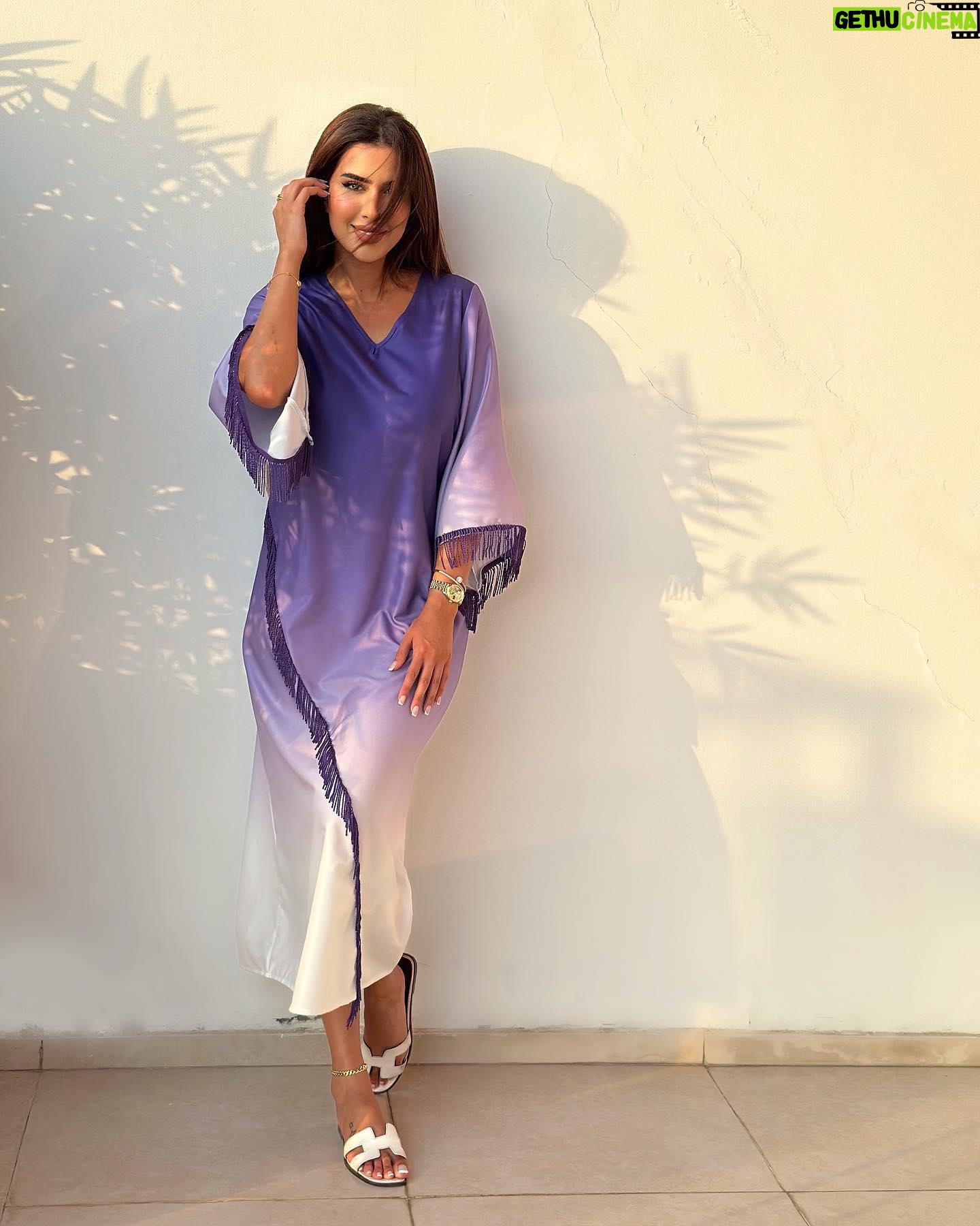 Shahad Al Khattab Instagram - اختياراتي هالمره من @shein_ar مختلفه شويه 😍 كل القطع من مجموعة Shein Najma المصممه خصيصا للمرأه العربيه ✨ اي اطلاله حبيتو اكثر؟ ❤️ والحلو هالمره انو كود الخصم 15shahd يخصم الى 18% لفتره محدوده 😍 استغلووووه حبايب #sheinNajma #sheinforall