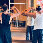 Shahid Kapoor Instagram – Brothers in arms !! #sundayworkout