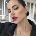 Shaila Gatta Instagram – Questa sera 20:50 canale 21 vi aspettiamo con la terza puntata di @snapofficial_ 😍✈️🤍

Nel frattempo un carosello a caso di questi giorni a Napoli