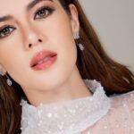 Shaina Magdayao Instagram – Trust the magic of new beginnings. Look who’s back on my makeup chair! New year, new chapter, new show for @shaina_magdayao! Congratulations chica! 🤩 

Makeup by @nikimedina 
Hair by @hairbyehmil 
Styled by @iwannabby 

Thank you ate @edith.farinas and kwissy @krisanne1387 

#PamilyaSagrado #firstfor2024 #makeupbynikimedina #muaph #makeupartistsworldwide #makeupartistph