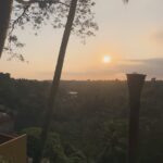 Shaina Magdayao Instagram – Fave place to worship Mr. Sun in Ubud with my faves 🤍☀️
@thesayan_house
#UBUD #BALI
#inaweasitRisesandSets
@sgmtravelstheworld